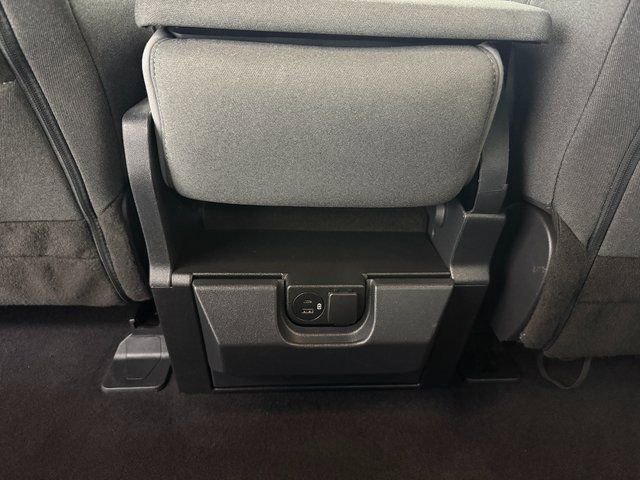Used 2023 Ford F150 XLT w/ XTR Package image 31