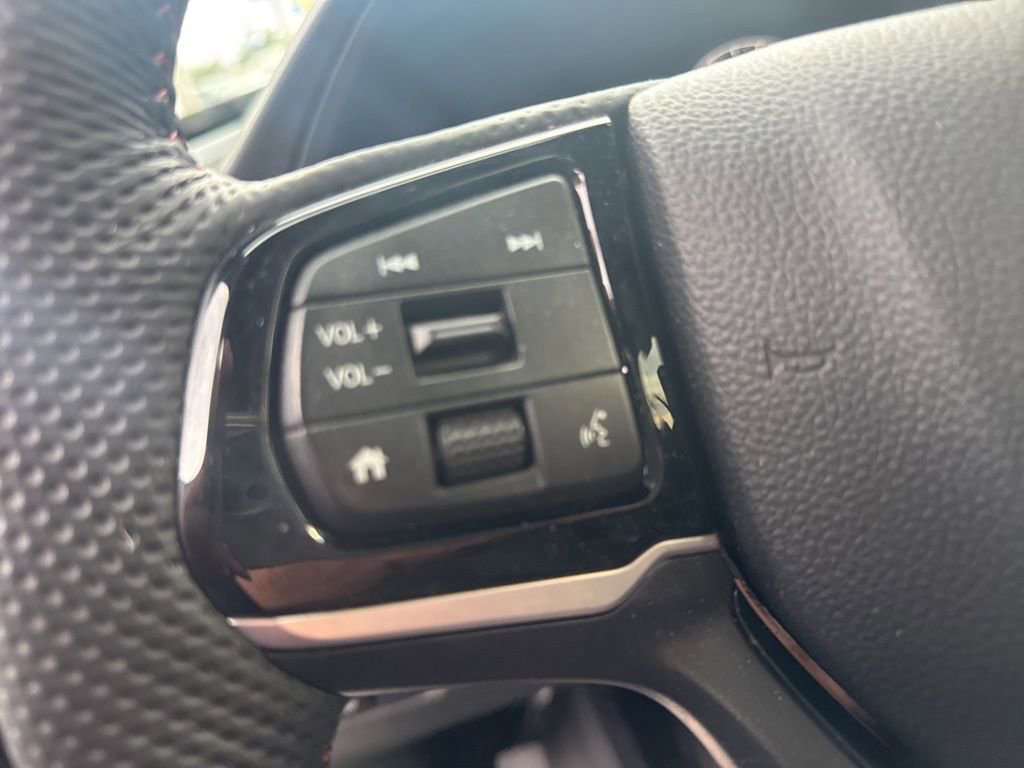 Used 2026 Honda Ridgeline Black Edition image 15