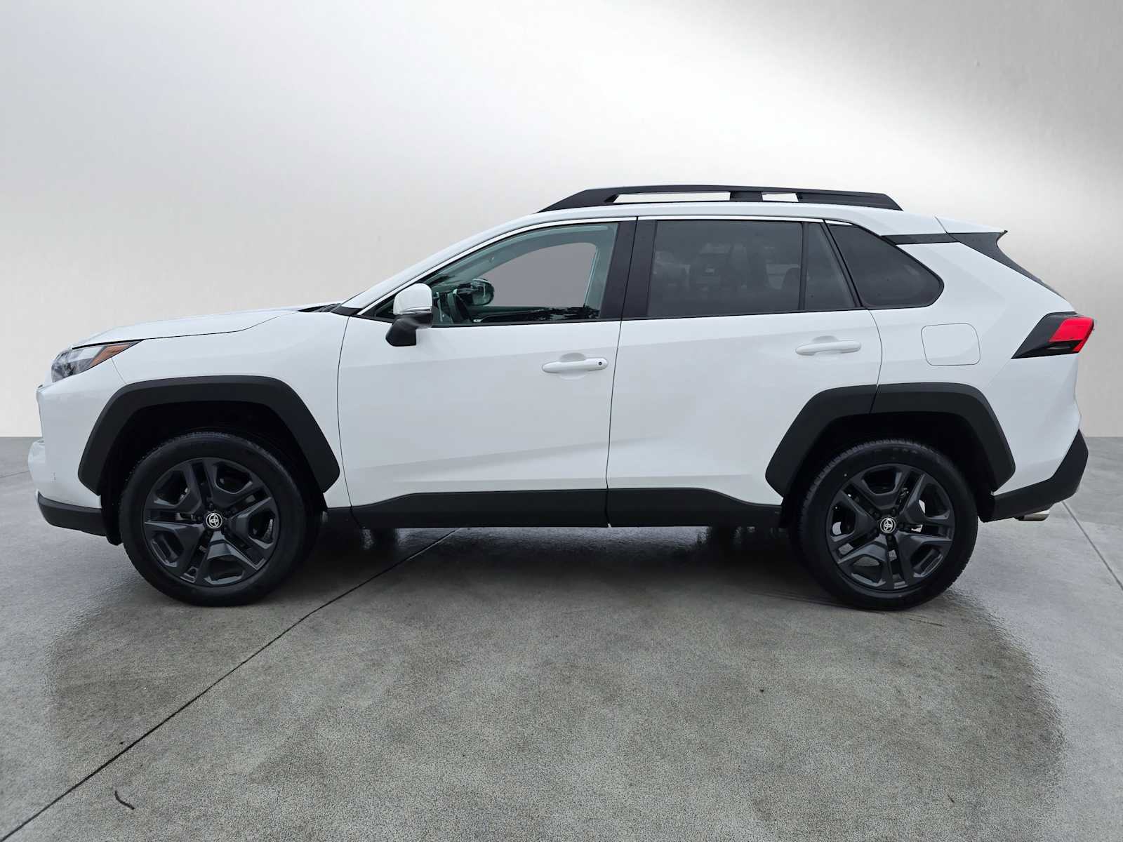 Certified 2024 Toyota RAV4 Adventure image 4