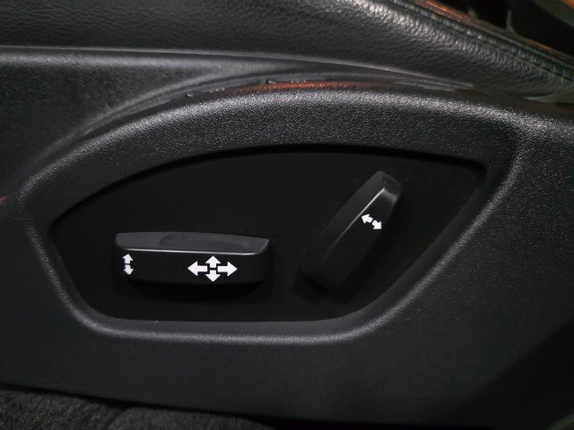 Used 2017 Volvo S60 T5 Inscription w/ Climate Package image 31