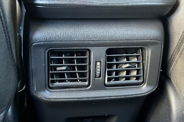Certified 2022 Toyota RAV4 LE AWD/4WD image 14