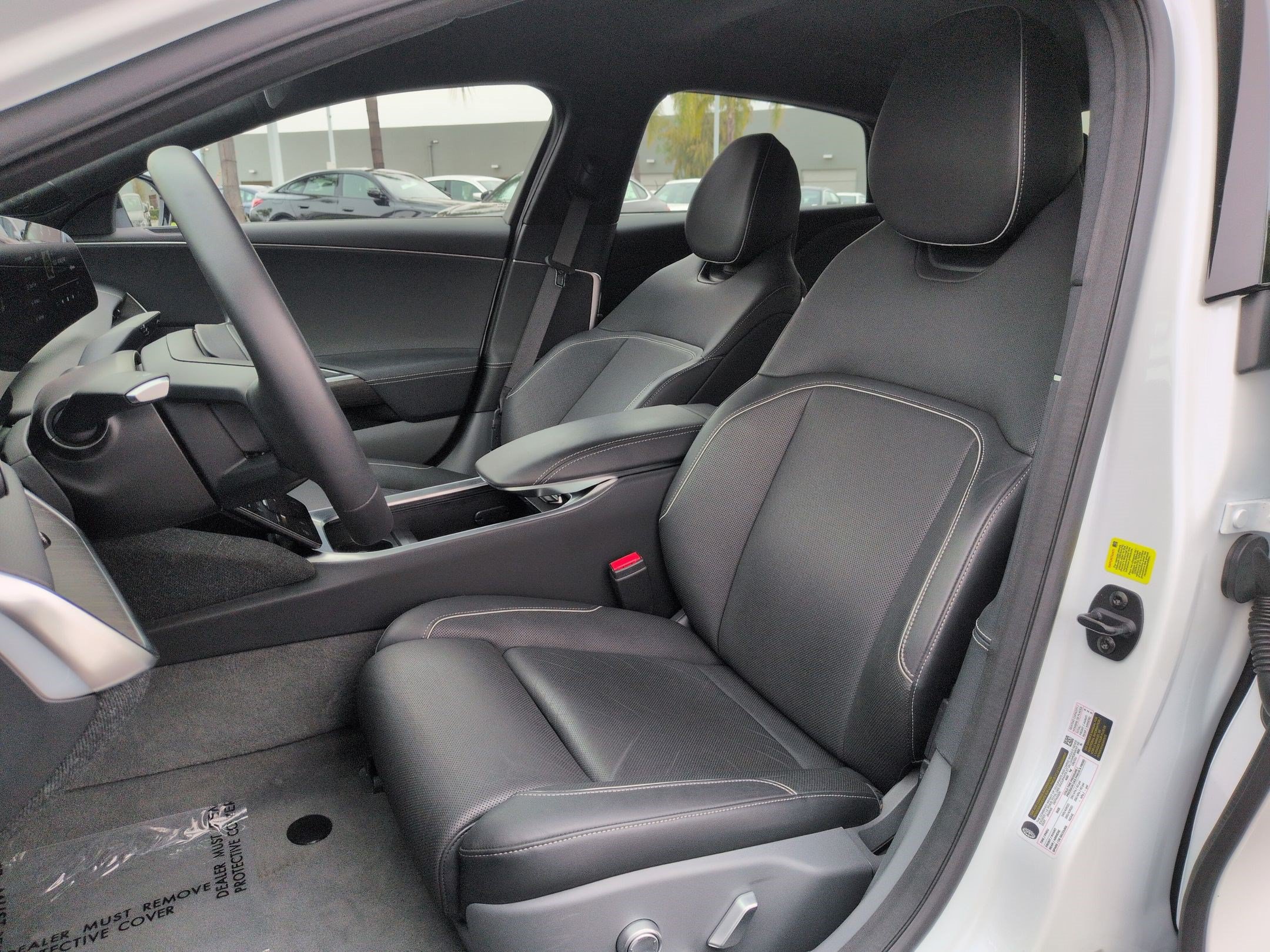 Used 2024 Lucid Air Touring AWD/4WD image 16
