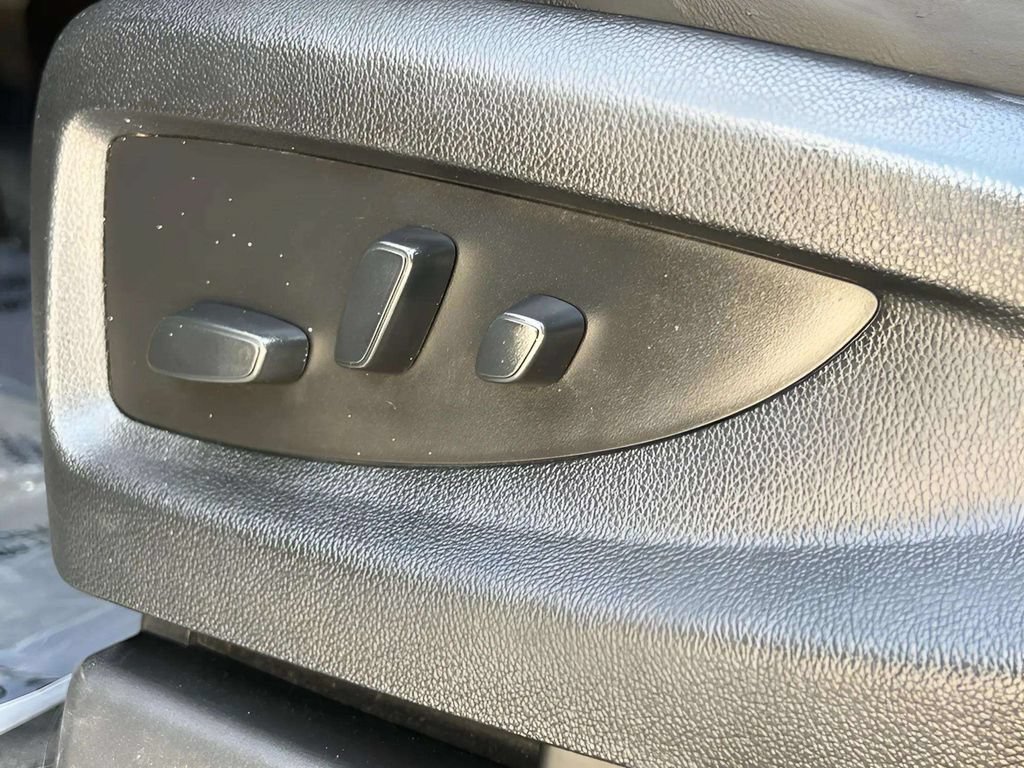 Used 2020 Chevrolet Tahoe LT AWD/4WD image 30