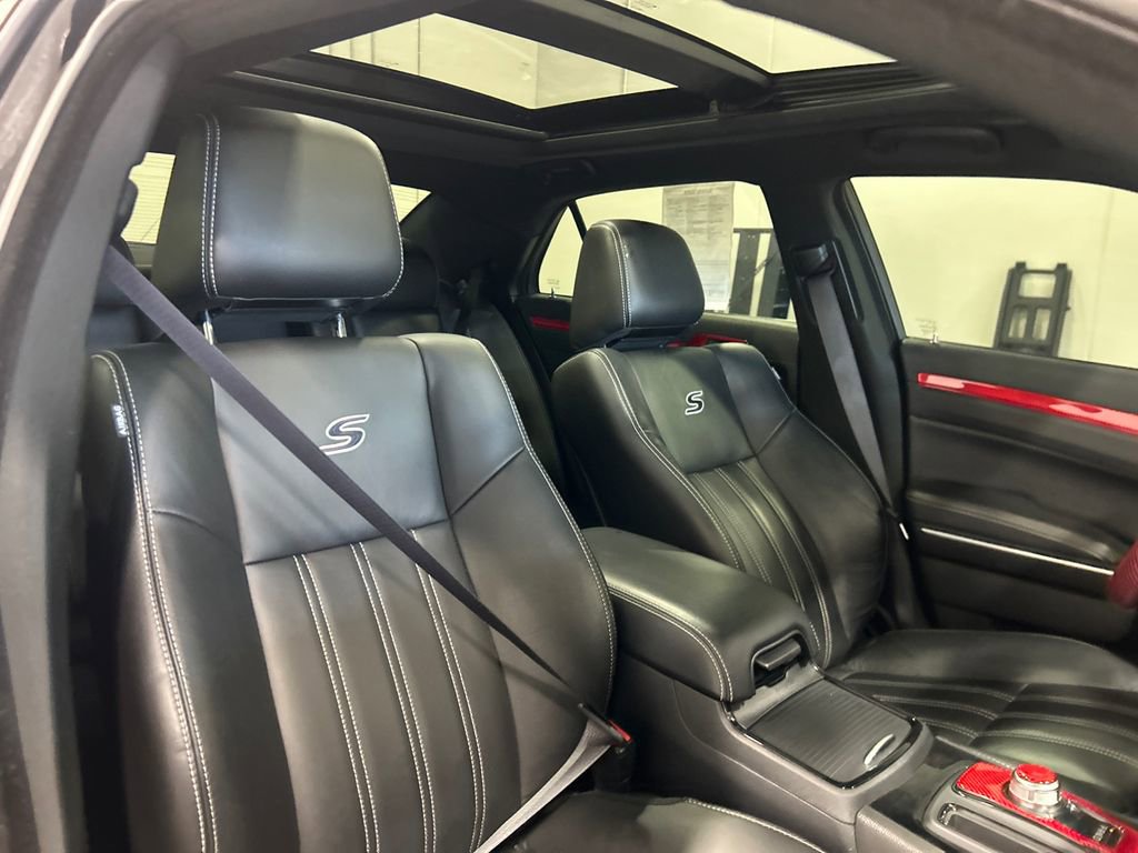 Used 2023 Chrysler 300 S image 35