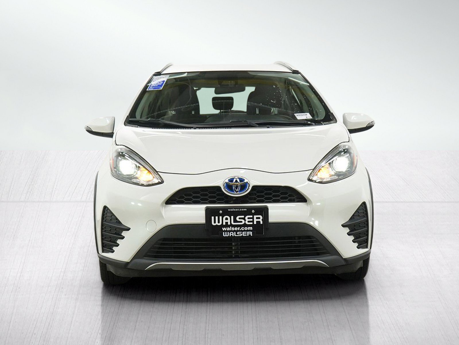 Used 2018 Toyota Prius C Two w/ Carpet Mat Package FWD image 8