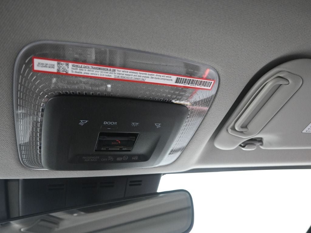 New 2026 Toyota Prius Plug-In Hybrid FWD image 39