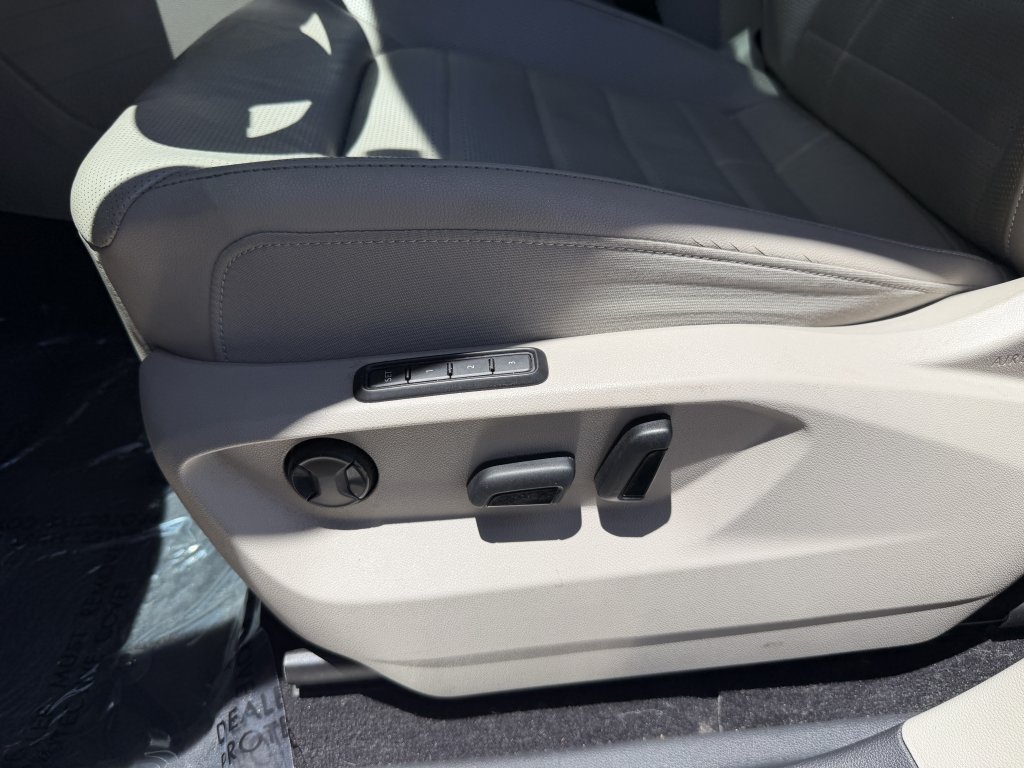 Used 2018 Volkswagen Atlas SEL Premium AWD/4WD image 30