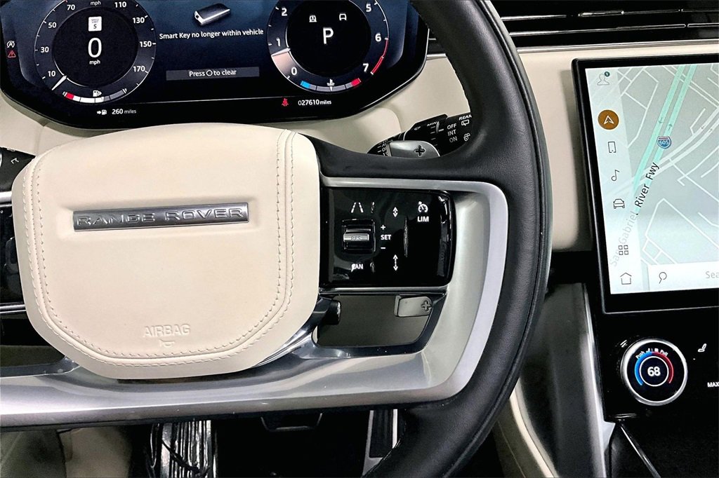 Used 2023 Land Rover Range Rover SE image 12