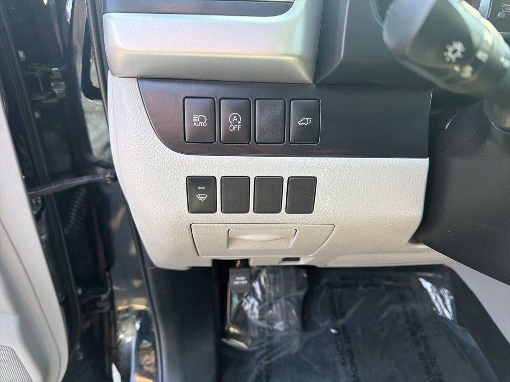 Certified 2018 Toyota Highlander XLE image 25