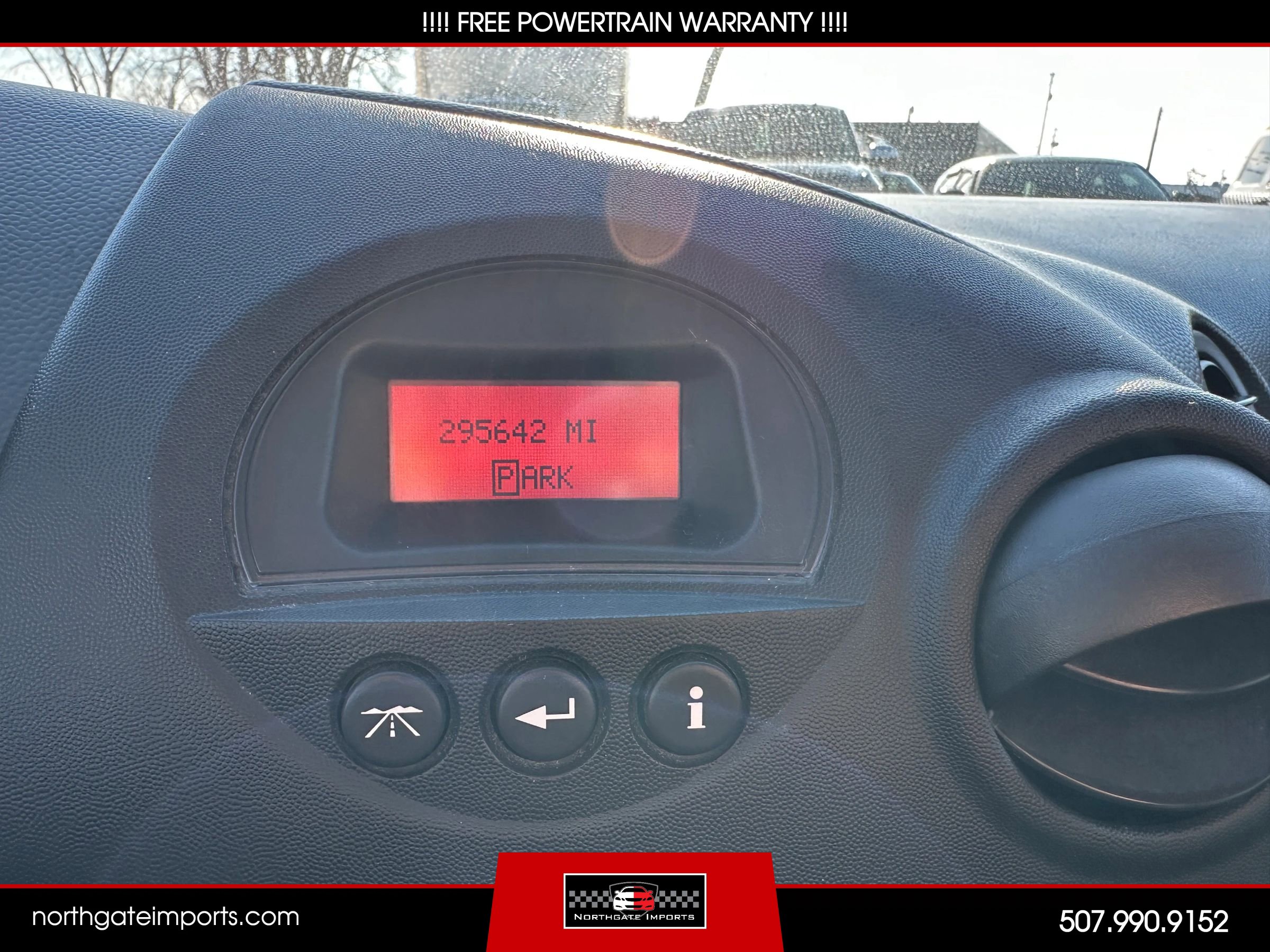 Used 2005 Pontiac Grand Prix w/ Drivers Package image 19