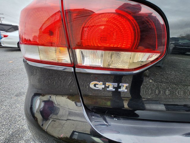 Used 2013 Volkswagen Golf 4-Door image 23