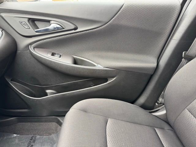 Used 2019 Chevrolet Malibu Hybrid image 21