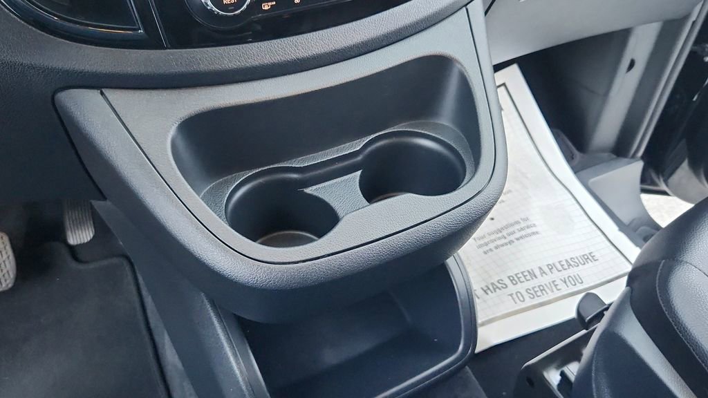 Used 2023 Mercedes-Benz Metris Passenger image 30