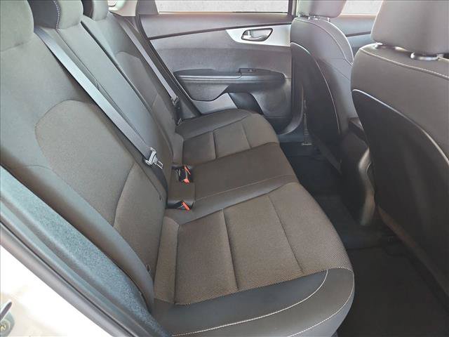 Used 2022 Kia Forte LXS w/ LXS Technology Package FWD image 18