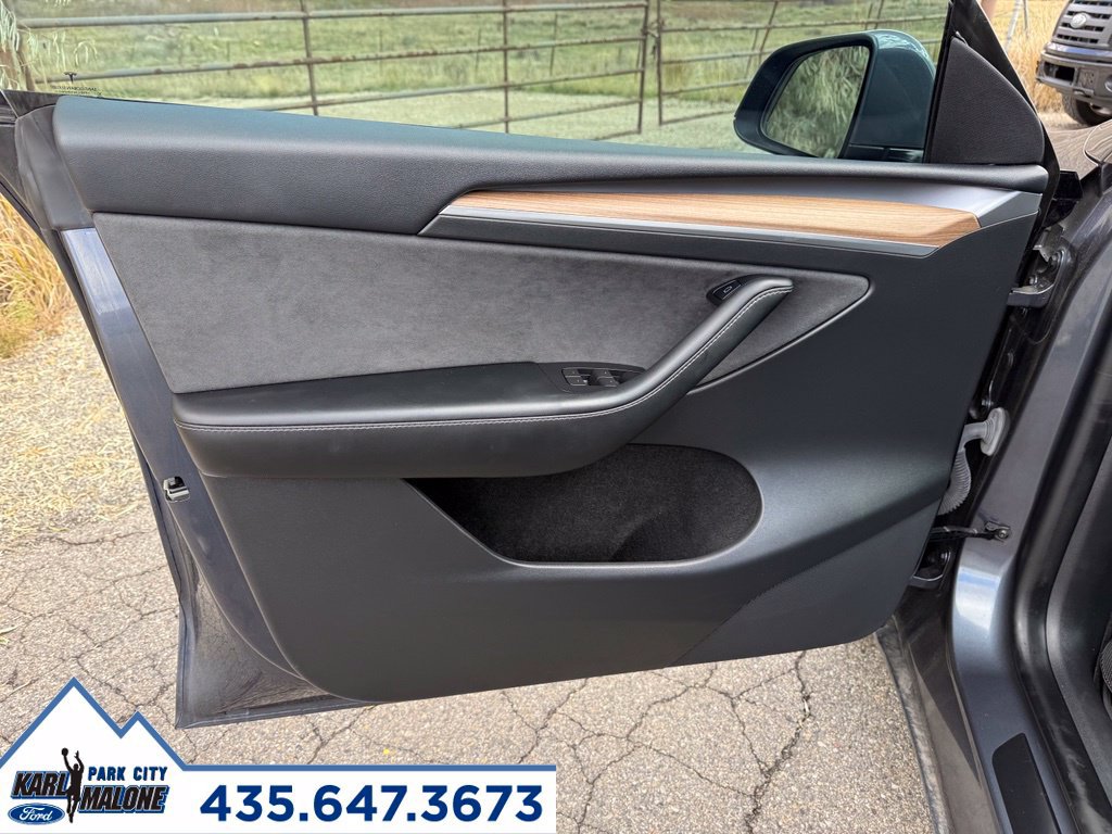 Used 2023 Tesla Model Y Long Range AWD/4WD image 12