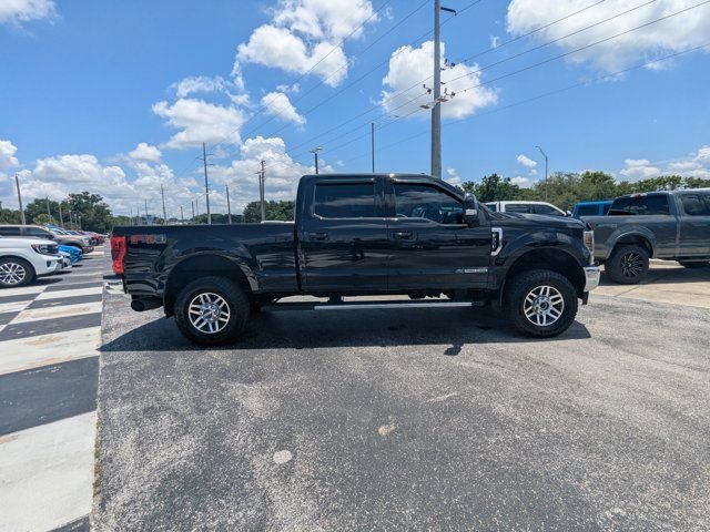 Used 2018 Ford F350 Lariat w/ Lariat Value Package AWD/4WD image 4