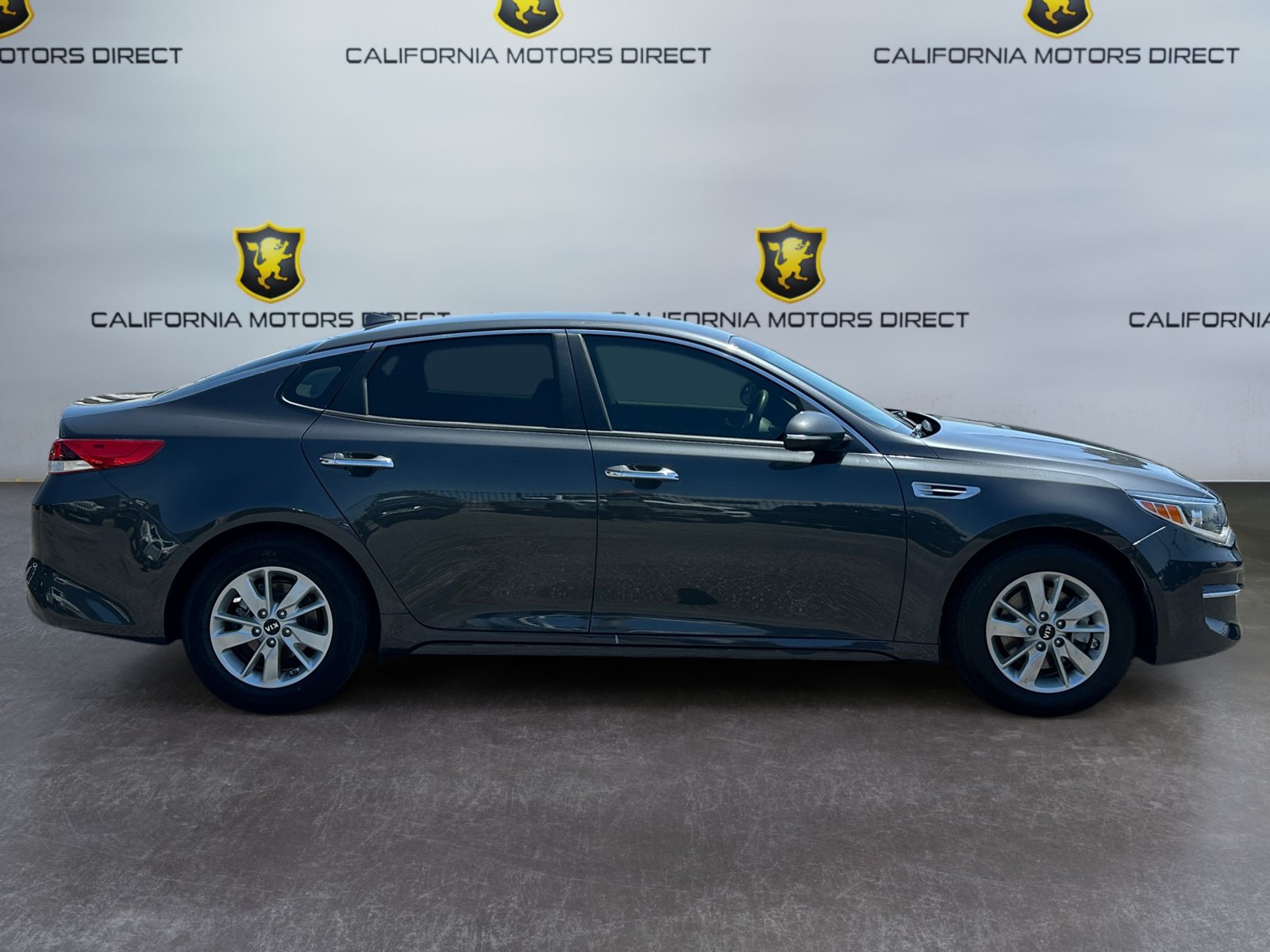 Used 2018 Kia Optima LX FWD image 6