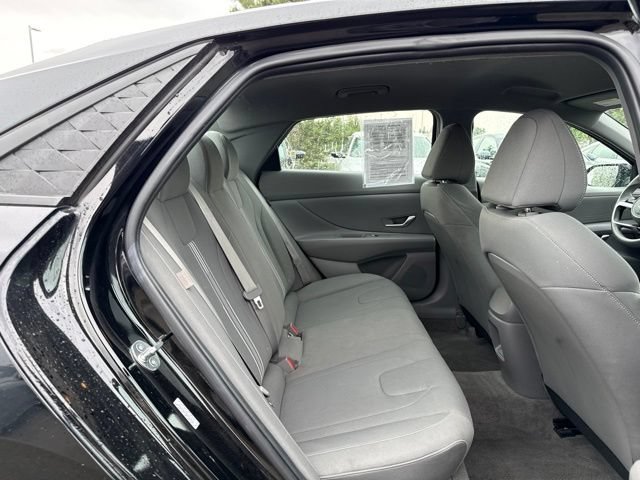 Used 2024 Hyundai Elantra SEL FWD image 10