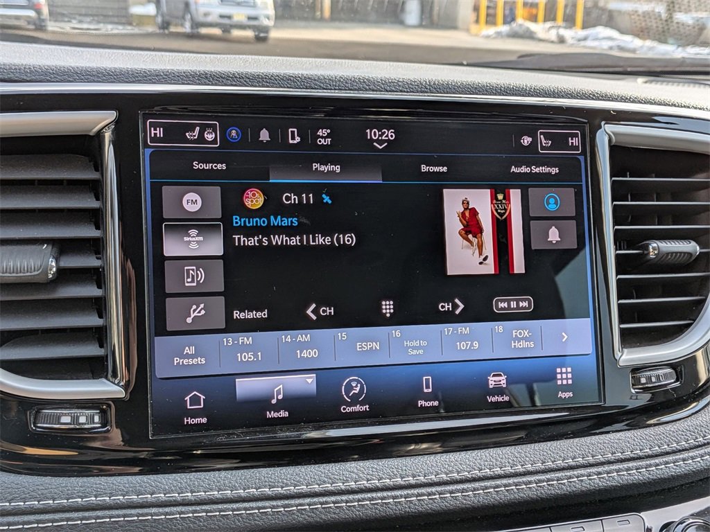 Certified 2023 Chrysler Pacifica Touring-L image 16