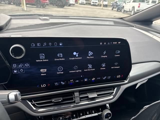 New 2025 Chevrolet Equinox EV RS w/ Active Safety Package 3 AWD/4WD image 27
