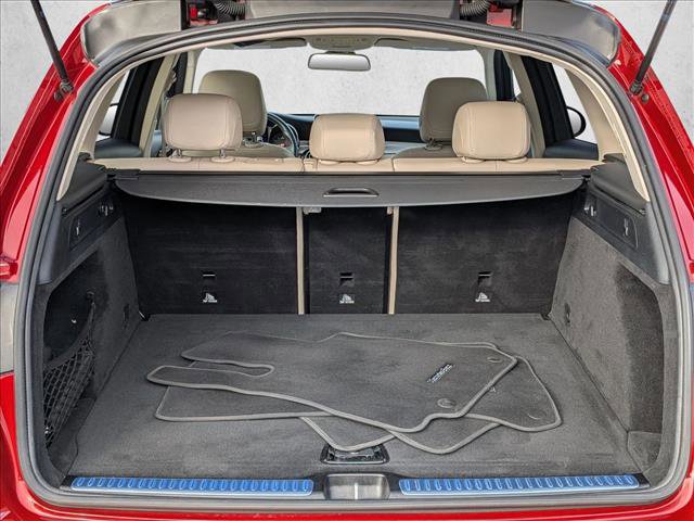 Used 2018 Mercedes-Benz GLC 300 4MATIC image 6