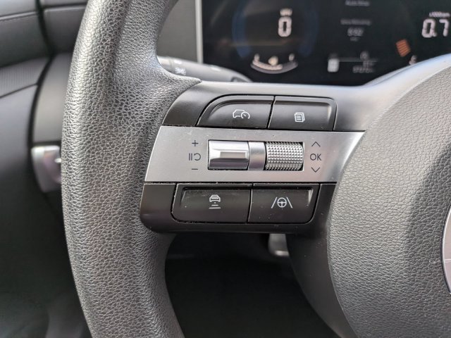 Used 2025 Hyundai Tucson SEL FWD image 24