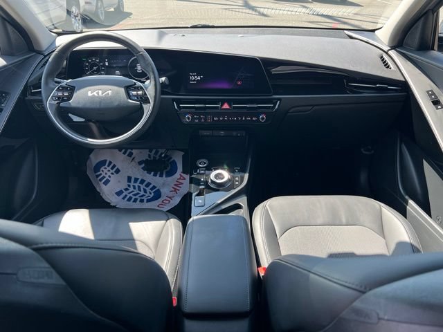 Certified 2024 Kia Niro Wind w/ Wind Preserve Package FWD image 10