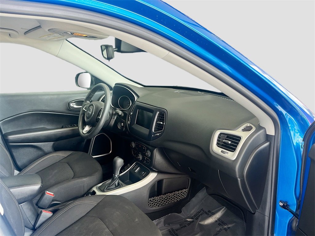 Used 2021 Jeep Compass Sport image 26