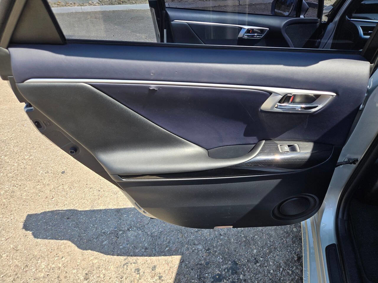 Used 2017 Toyota Mirai image 23