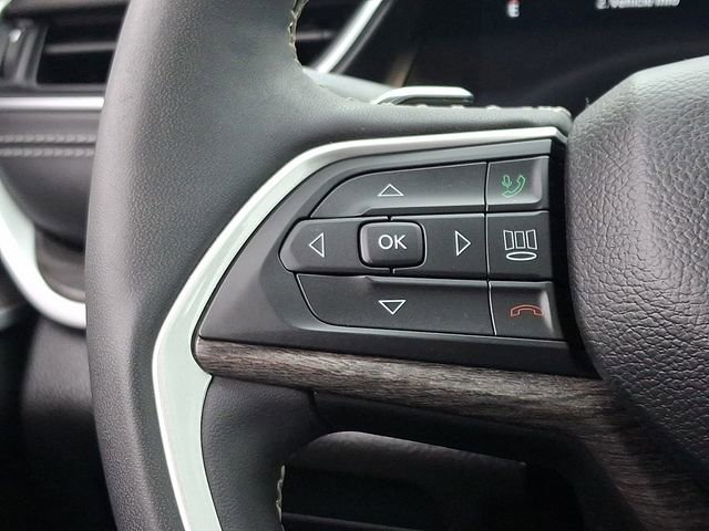 Used 2023 Jeep Grand Cherokee L Limited image 22