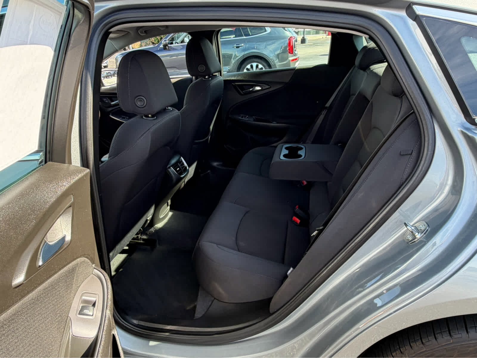 Used 2023 Chevrolet Malibu LT FWD image 13