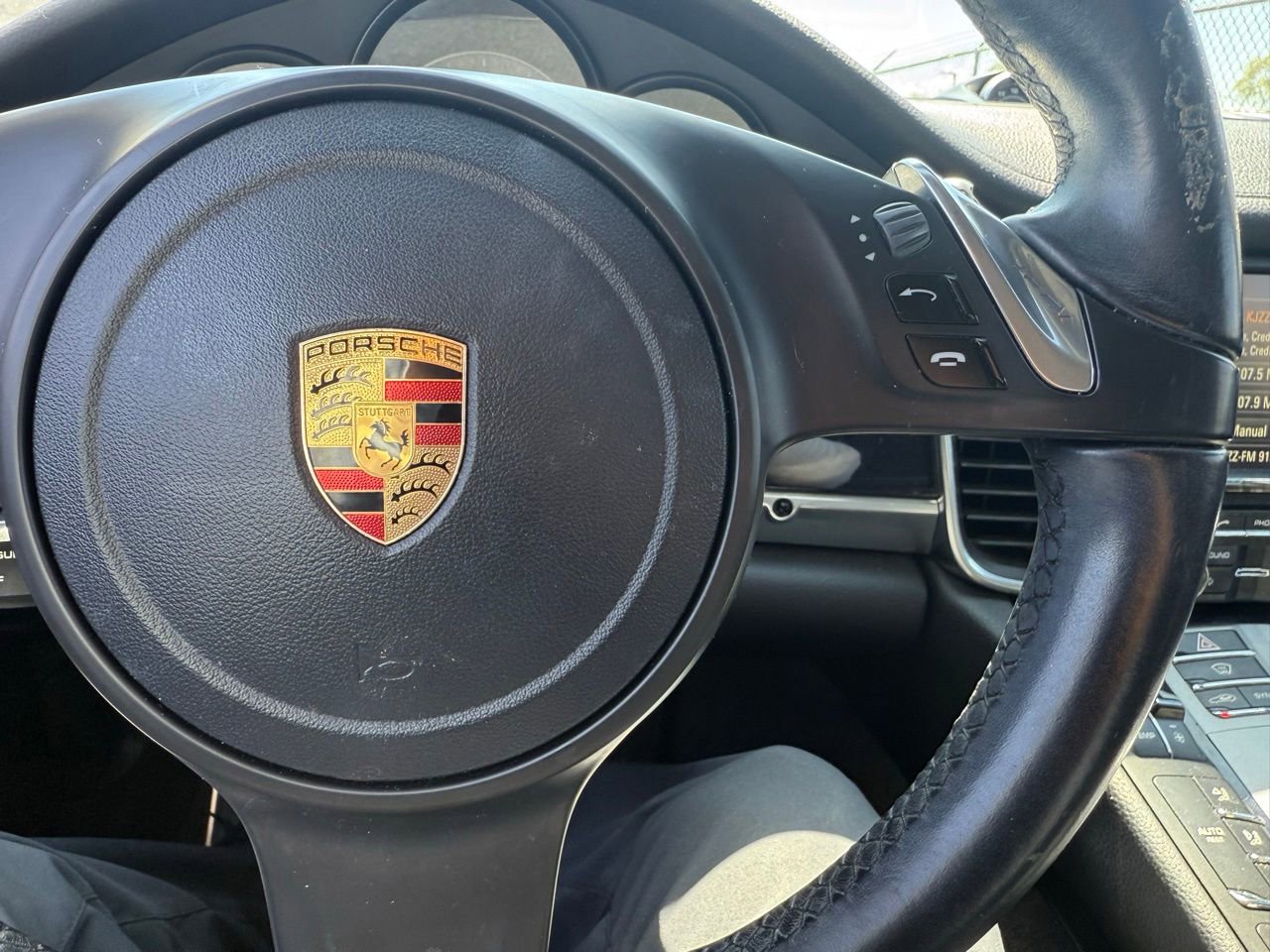 Used 2016 Porsche Panamera S RWD image 18