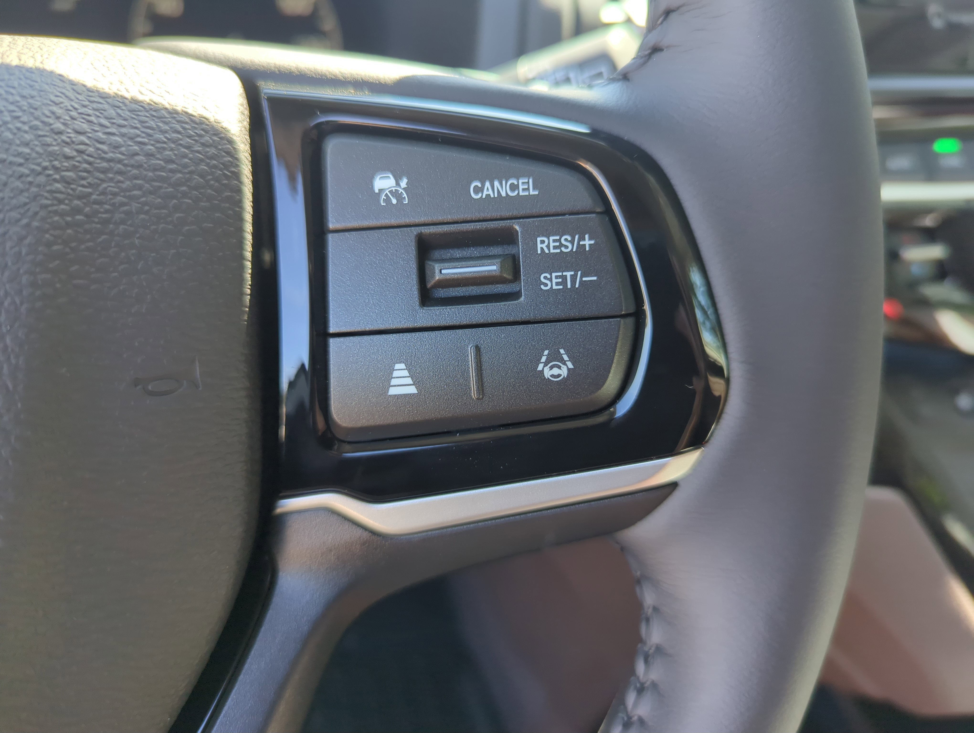New 2026 Honda Odyssey Touring image 25