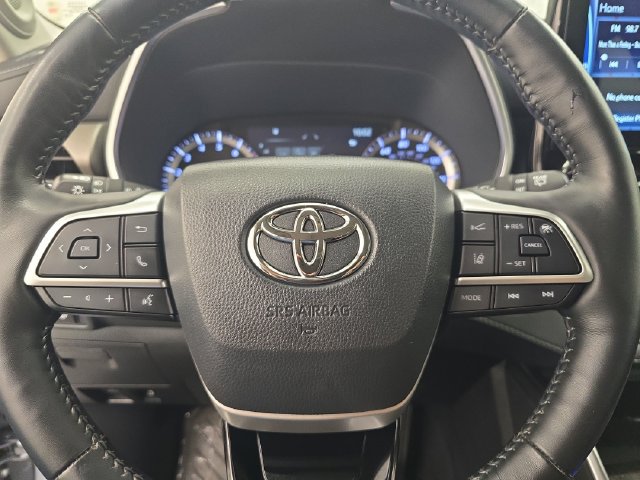 Used 2022 Toyota Highlander Limited w/ Protection Package #3 (TMS) AWD/4WD image 33