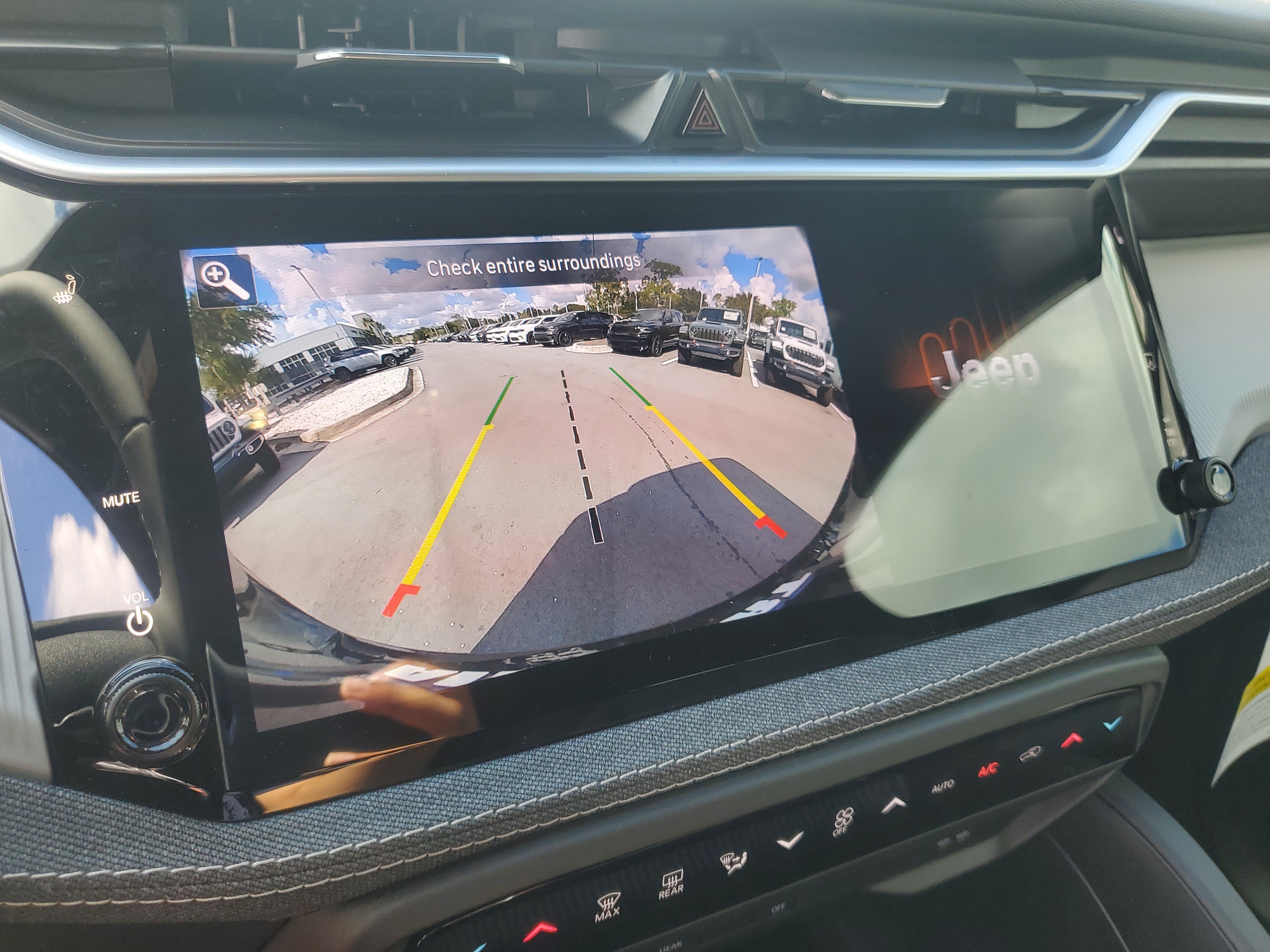 New 2026 Jeep Cherokee Laredo AWD/4WD image 19