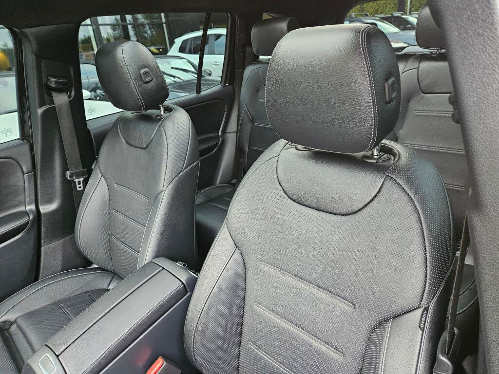 Used 2022 Mercedes-Benz GLB 35 AMG 4MATIC image 17