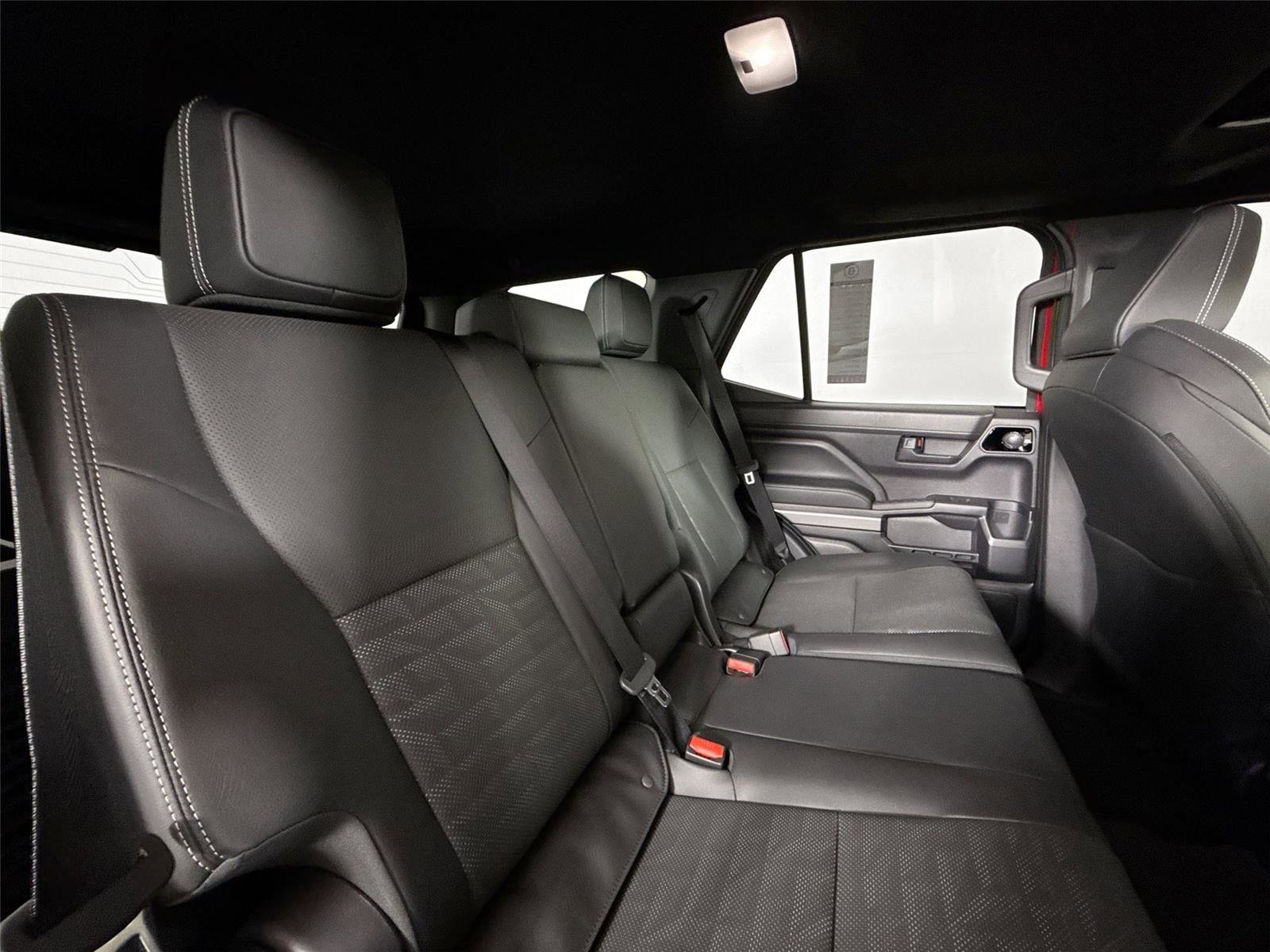 Certified 2025 Toyota 4Runner TRD Off-Road Premium image 40