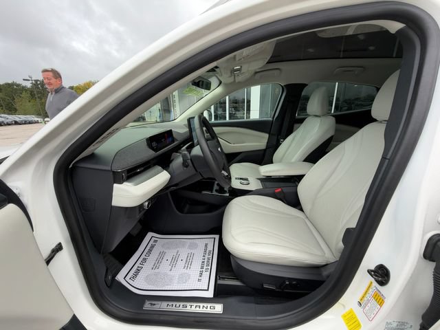 Used 2022 Ford Mustang Mach-E Premium w/ Ice White Appearance Package AWD/4WD image 24