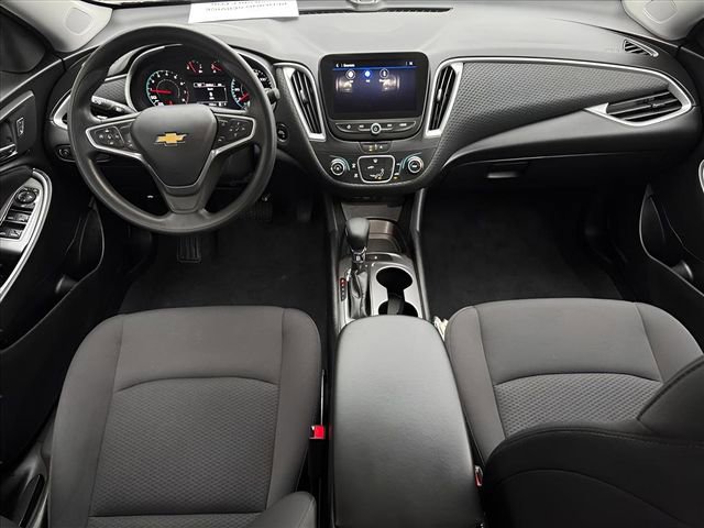 Used 2023 Chevrolet Malibu LS image 8