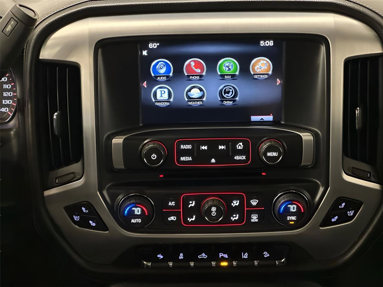 Used 2015 GMC Sierra 2500 SLT w/ Driver Alert Package image 33