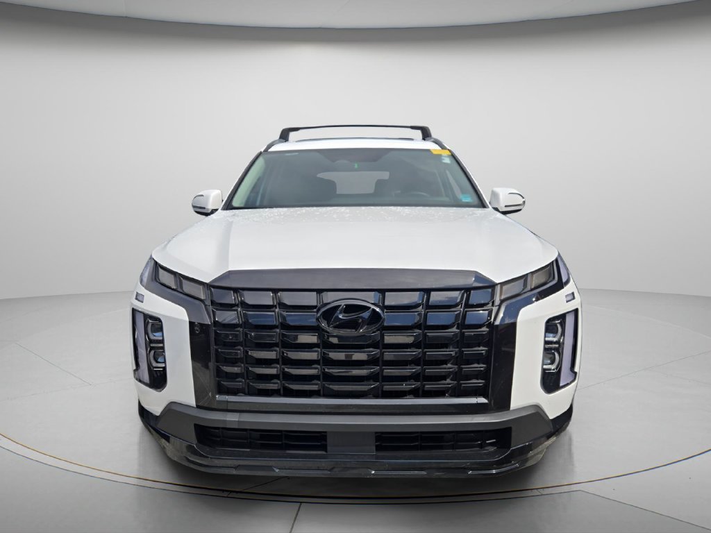 Used 2024 Hyundai Palisade XRT FWD image 3