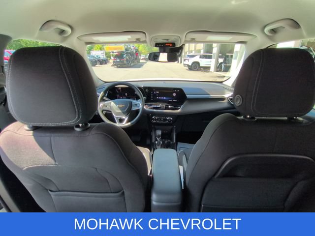 Used 2025 Chevrolet TrailBlazer LT w/ Convenience Package AWD/4WD image 19