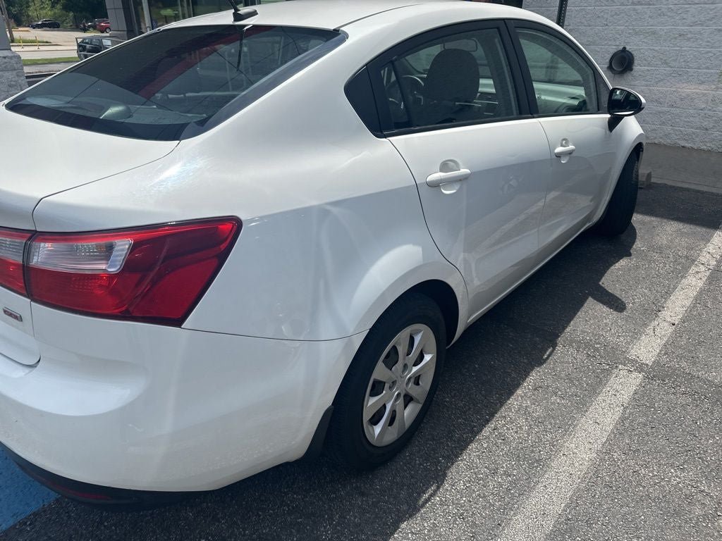 Used 2015 Kia Rio LX w/ Power Package FWD image 9