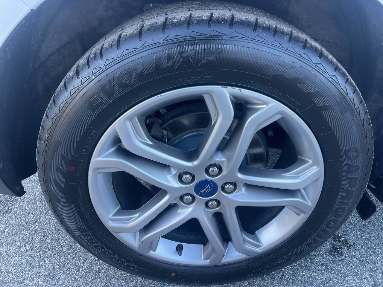 Used 2016 Ford Edge Titanium w/ Equipment Group 301A image 31