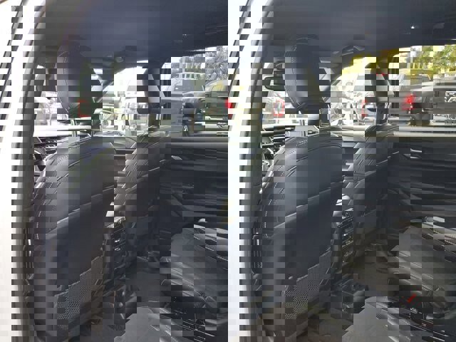 Used 2023 Jeep Grand Cherokee L Laredo image 18