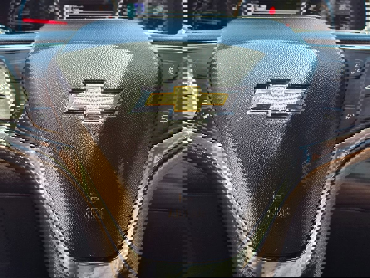 Used 2016 Chevrolet Malibu LT w/ Driver Confidence Package image 31