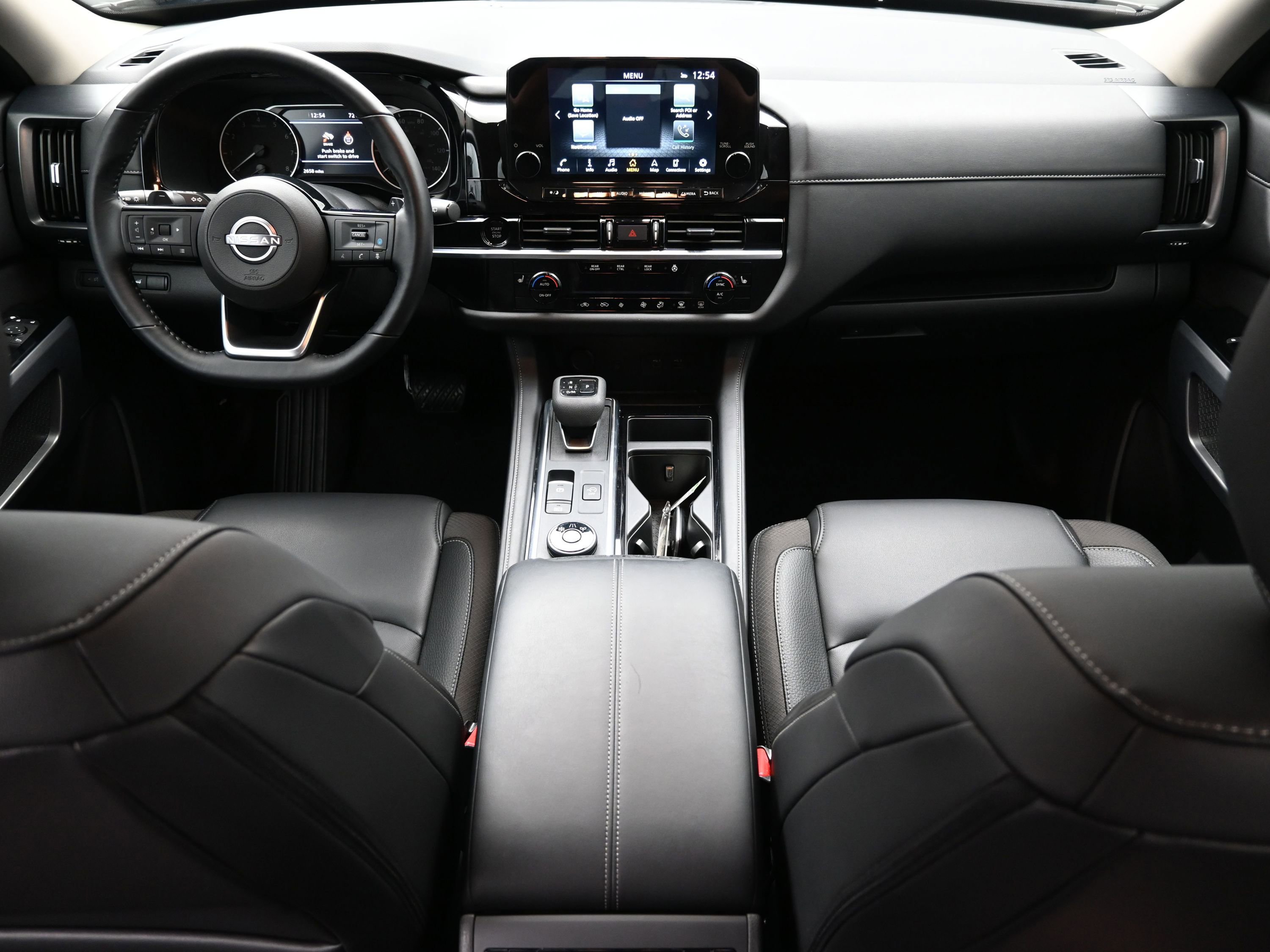 Used 2025 Nissan Pathfinder SL image 14
