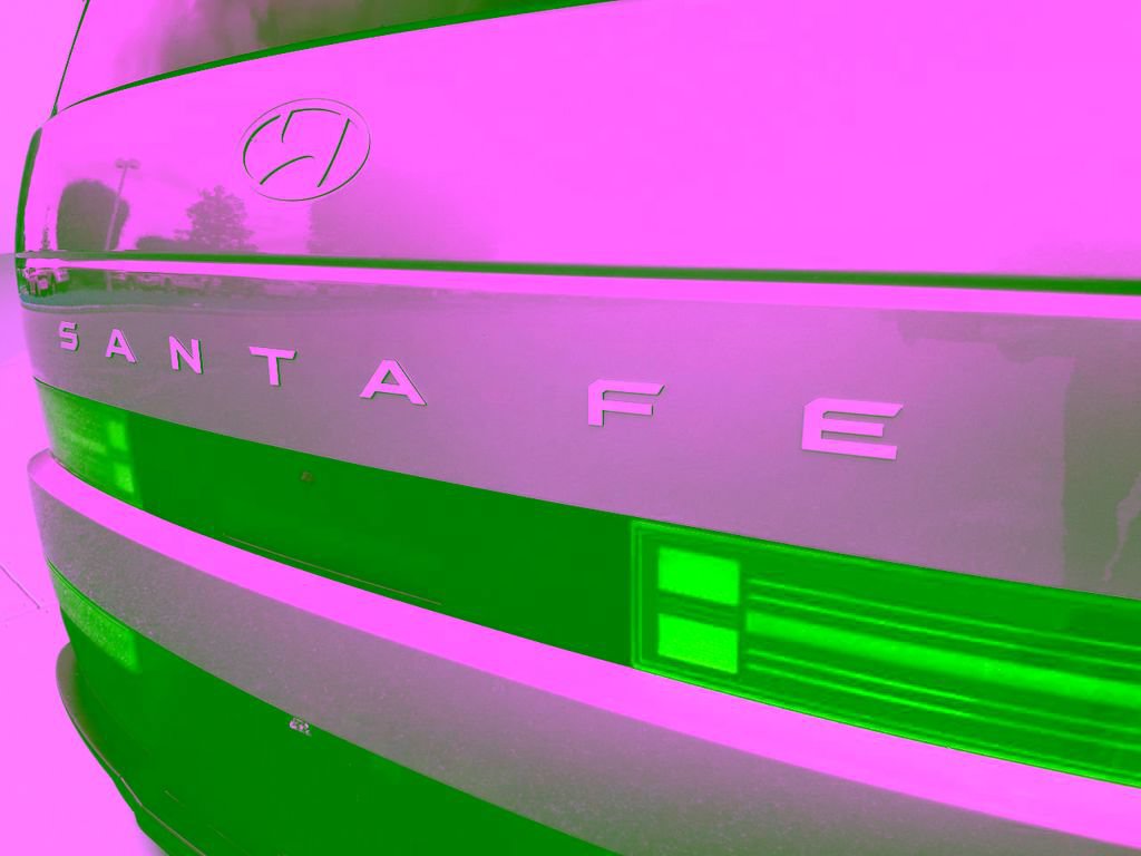 Used 2025 Hyundai Santa Fe SEL FWD image 17