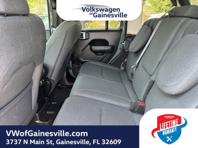 Used 2024 Jeep Wrangler Sport S image 11