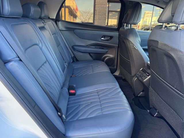 Used 2023 Nissan Ariya image 12